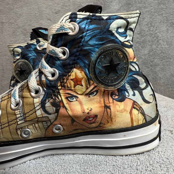 Converse Chuck‎ Taylor All Star High x DC Comics Wonder Woman Size 6 154900C - Picture 5 of 16